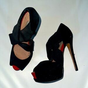 H by Halston Platform Peptoe Heels SIZE 5 (Black/Red)